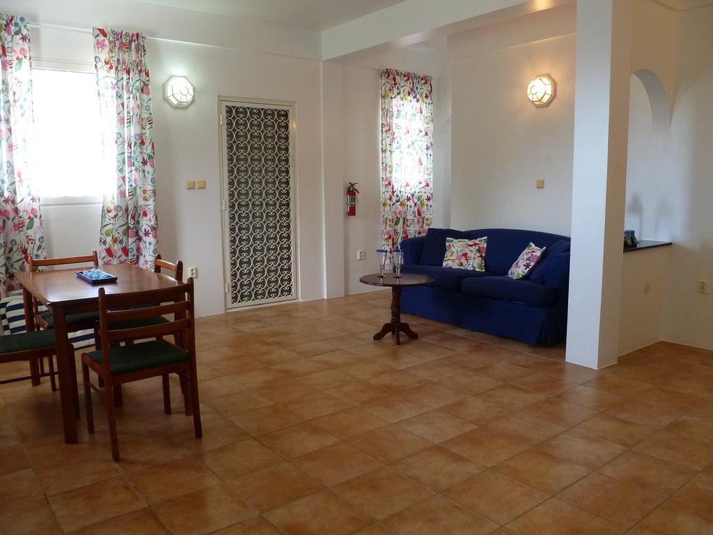 Caribbean Sea View Holiday Apartments Mero Phòng bức ảnh